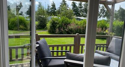 Chalet in Friesland near Nature Reserves