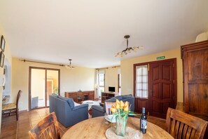 Interior - Villa in Tenerife with Pool and Sea Views (El Palmar)