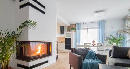 Dom Marina - luxury oasis on the Baltic Sea, for 2-10 people, close to the beach, EV & pets