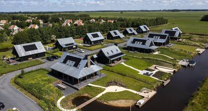 Villa en Friesland avec jardin et terrasse