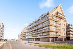 Exterior - Apartment near Belgian Coast Beach (Koksijde)