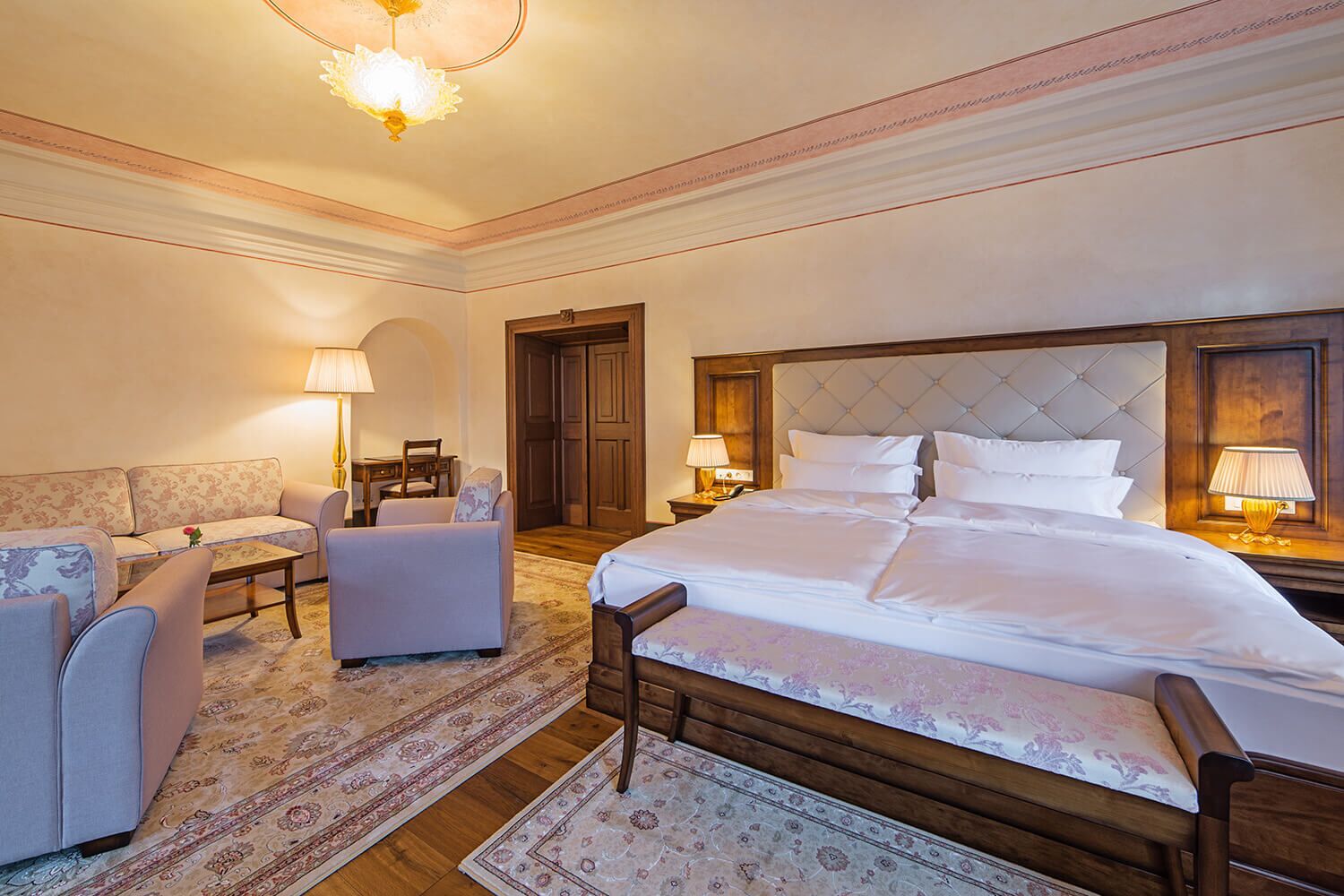 Suite Romantique | Matelas Select Comfort, minibar, coffres-forts dans les chambres