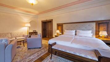 Suite Romantique | Matelas Select Comfort, minibar, coffres-forts dans les chambres