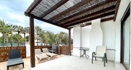 Sunlit Villa near Golf