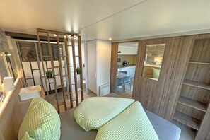 2 bedrooms, free WiFi