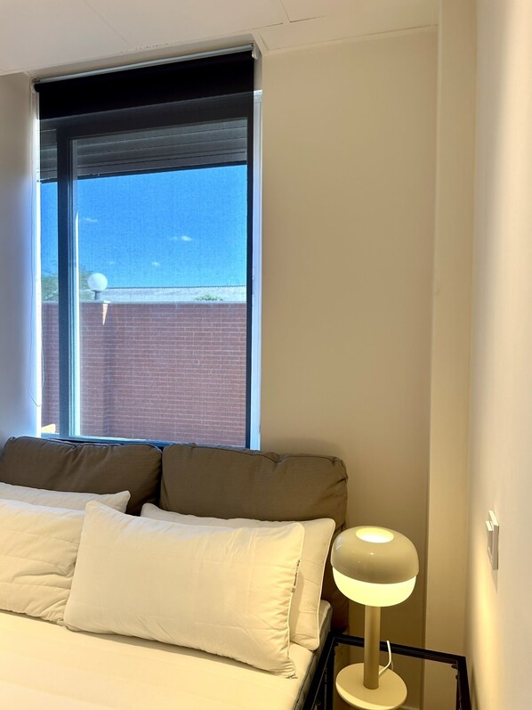 1 bedroom, iron/ironing board, bed sheets