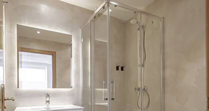 Luxury Duplex Duplex Feria de Madrid 6 people 200