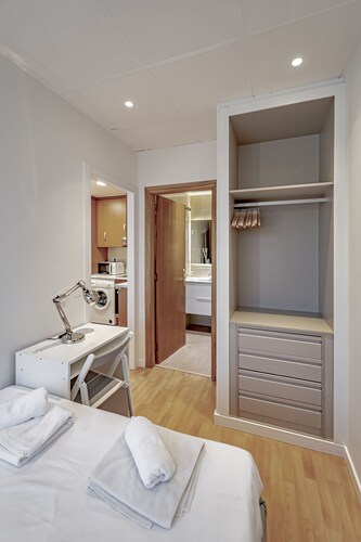 New Apartment Madrid Feria 105