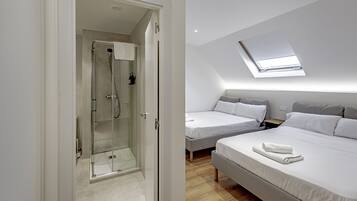 1 bedroom, iron/ironing board, travel crib, WiFi