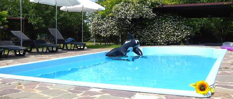 Außenpool (je nach Saison geöffnet)