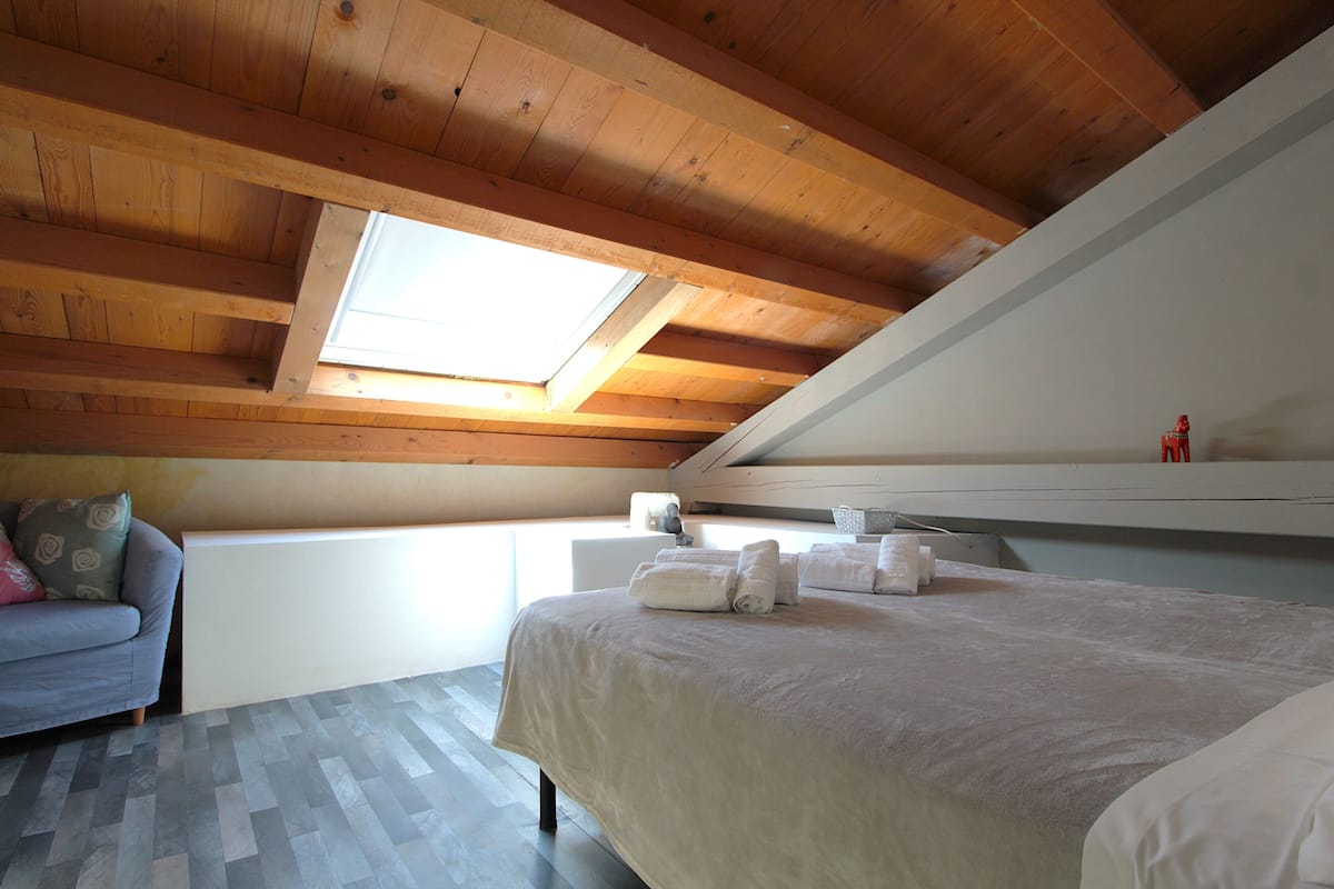 3 bedrooms, iron/ironing board, free WiFi