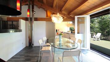 House, Garden View | Dining room