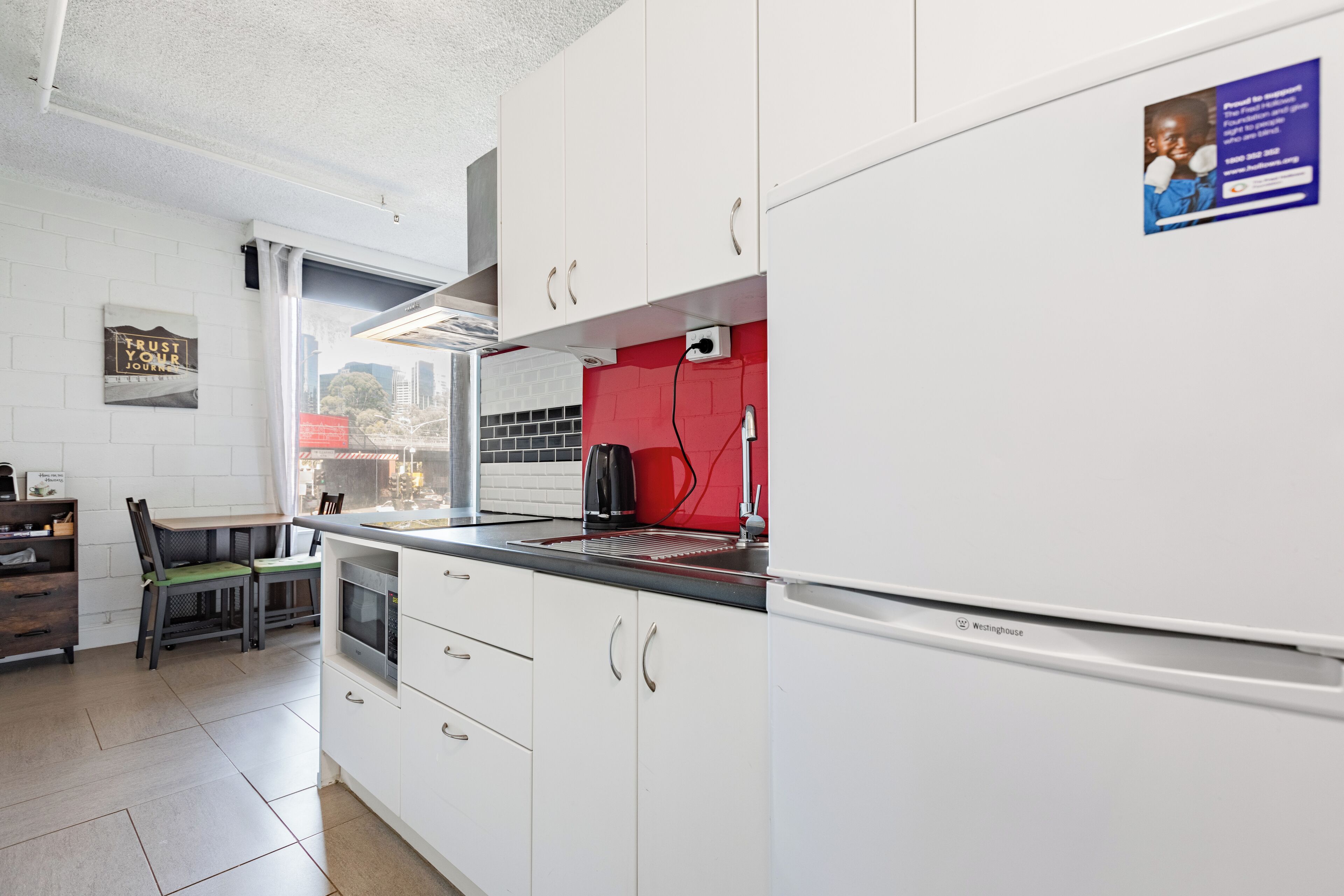 Coffee/tea maker, fridge, microwave, oven