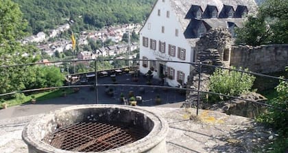 Lovely apartment in Kirn