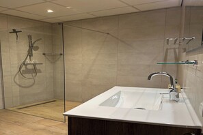 Shower - Apartment by the Beach with Stunning Dunes (Julianadorp aan Zee)