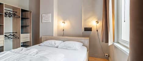 2 bedrooms, Internet