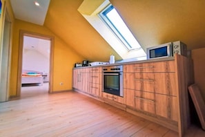 Fridge, microwave, oven, stovetop - with a view of the Bodden (Ribnitz-Damgarten)