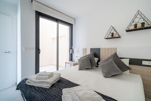 4 bedrooms, free WiFi