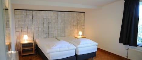 3 chambres, accès Internet