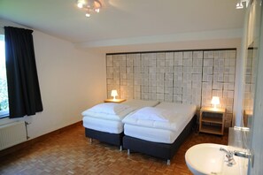 3 camere, Wi-Fi gratuito