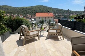 Terrace/patio - Villa Fortuna ap2 : One-Bedroom Apartment (Smokvica)