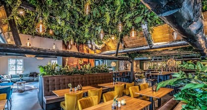 Lodge in Schaijk with Private Sauna