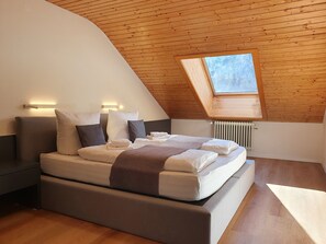 3 soverom, reiseseng for barn, wi-fi (inkludert) og sengetøy