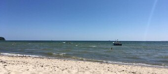 Bungalow Steps from the Sea