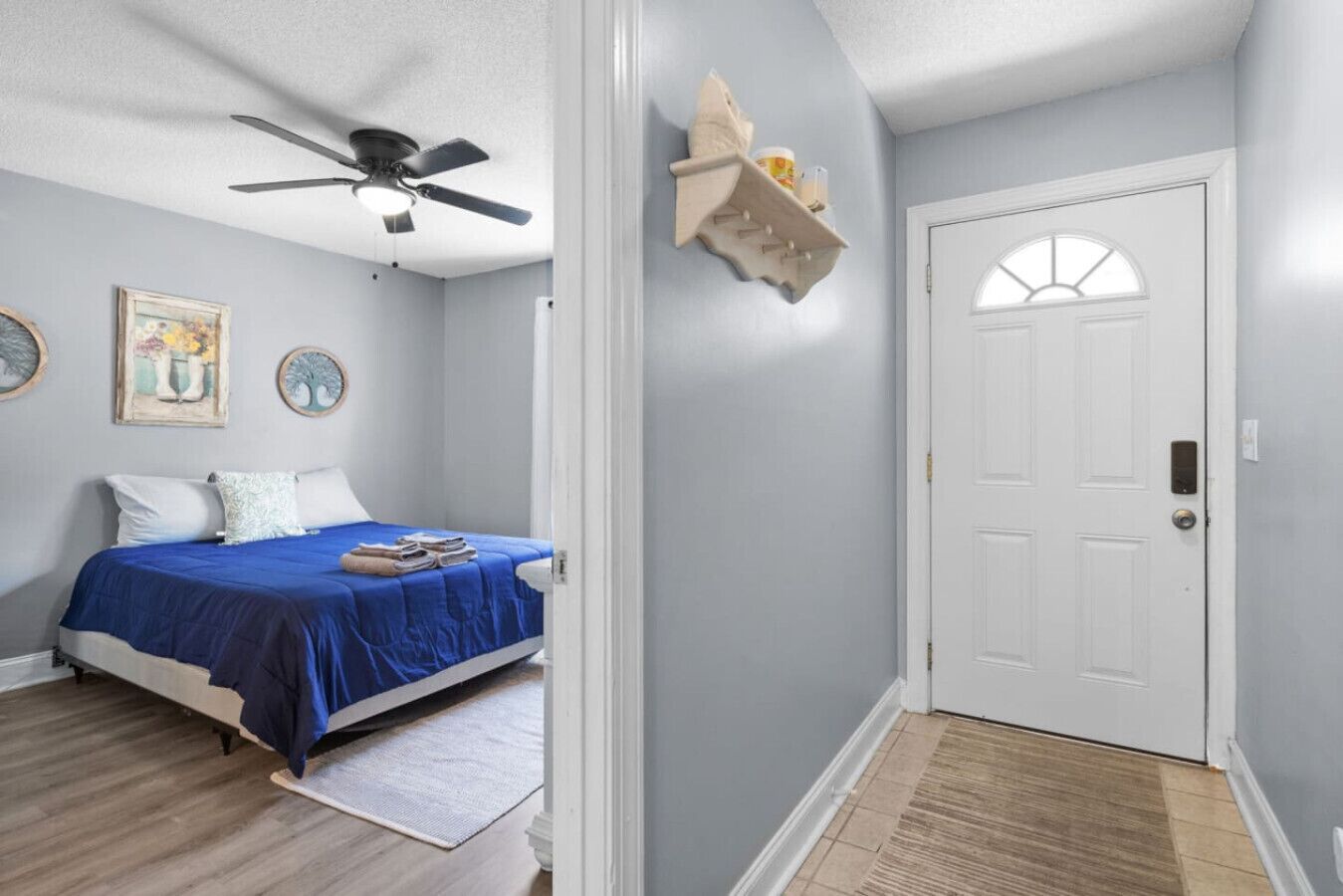 3 habitaciones, escritorio, tabla de planchar con plancha y wifi 