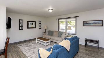 Smart TV, fireplace, video games