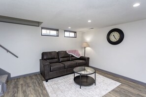 Smart TV, fireplace, video games