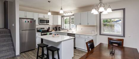 Microwave, oven, stovetop, dishwasher