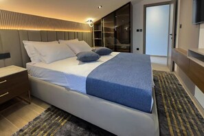 1 chambre, bureau, lit de bébé portatif, Wi-Fi