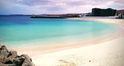 Spacious Holiday Home in La Oliva