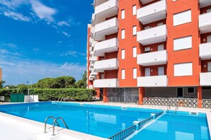 Pool - Holiday Home in Caorle near Spiaggia Tartaruga (Porto Santa Margherita (VE))
