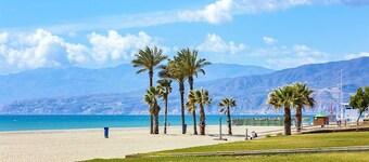 Apartment in Roquetas near the beach