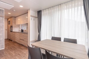 Dining - Chalet in Kötschach near Ski Area Vorhegg (Kötschach-Mauthen)