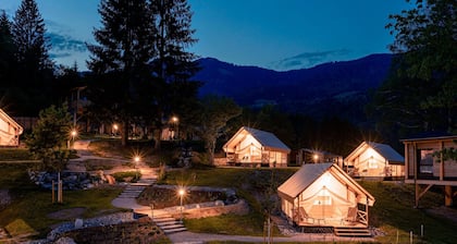 Beautiful tree house in the Gailtal valley