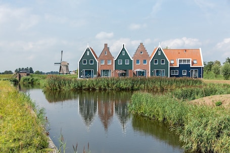 Exterior. Stylish Stay in Volendam