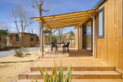 Chalet in Agde nahe Mittelmeerstrand