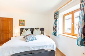 1 室のベッドルーム、WiFi (無料)