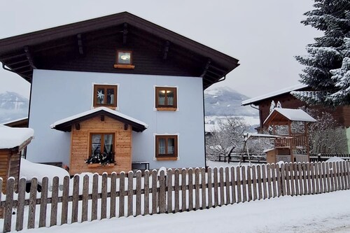 Apartment in Piesendorf near Ski Slopes