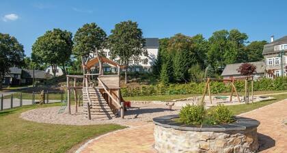 Ruhiges Ferienhaus in der Nähe von Wanderwegen