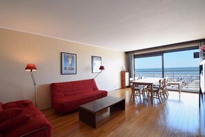 Smart-TV og DVD-spiller