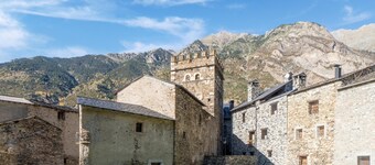 Stone Home in Benasque near Scenic Lake