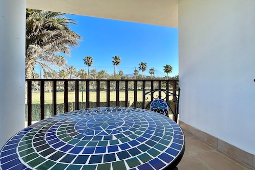 Villa avec piscine privée près de la plage