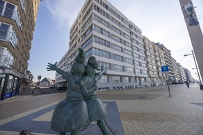 Exterior - Apartment on the 3rd floor with sea view (Middelkerke)