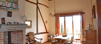 Gård i Somme-Leuze med privat badstue