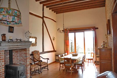 Farmhouse in Somme-Leuze with Private Sauna