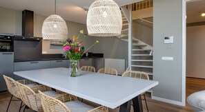 Dining - Stylish Marina Loft w/Balcony (Kamperland)